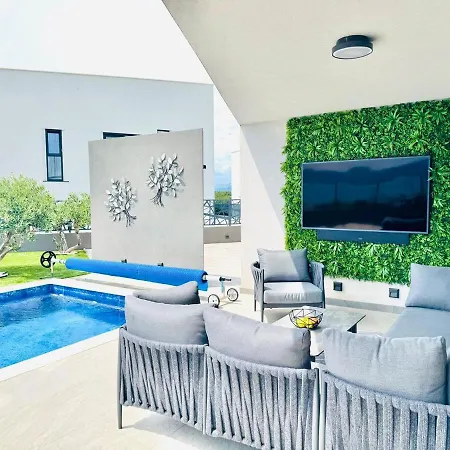Villa Jonisa - Pure Luxury *